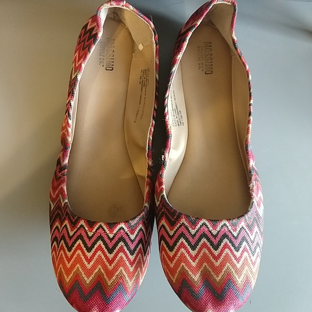 Mossimo Pink Chevron Flats Size 8.5